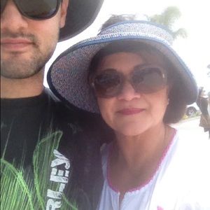 Meet your Posher, Rose